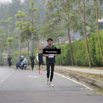 Runner Photo 8298989
