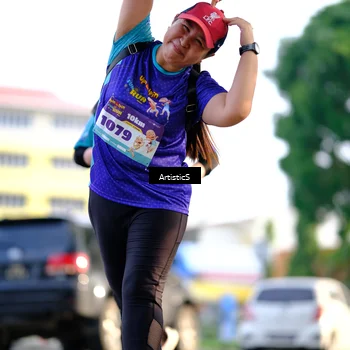 Runner Photo 8299009