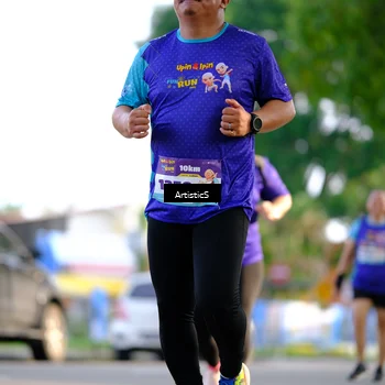 Runner Photo 8299012