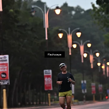Runner Photo 8299020