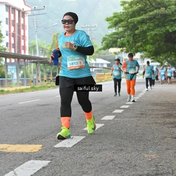 Runner Photo 8299037