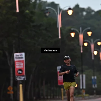 Runner Photo 8299047
