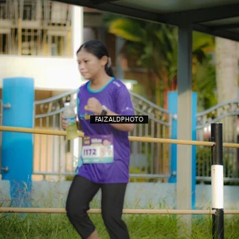 Runner Photo 8299054