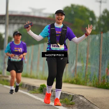 Runner Photo 8299058
