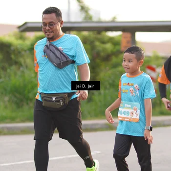 Runner Photo 8299060