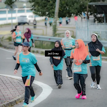 Runner Photo 8299080
