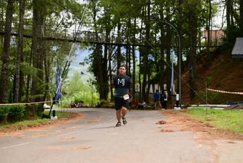 Runner Photo 82991