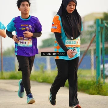 Runner Photo 8299105