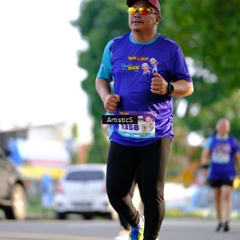 Runner Photo 8299109