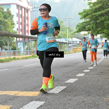 Runner Photo 8299149
