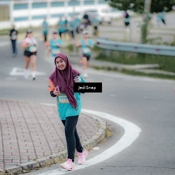 Runner Photo 8299174
