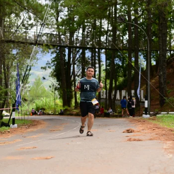 Runner Photo 82992