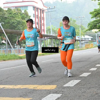 Runner Photo 8299209