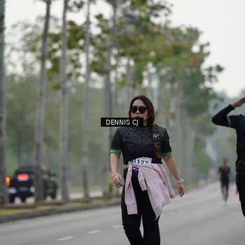 Runner Photo 8299216
