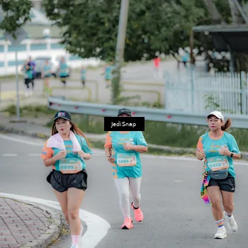 Runner Photo 8299220