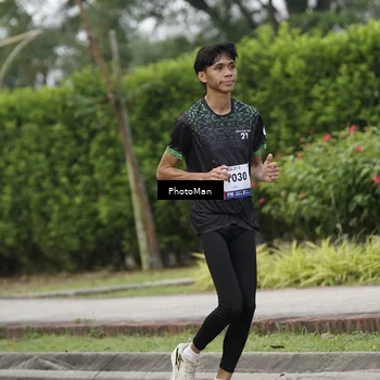 Runner Photo 8299227