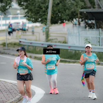 Runner Photo 8299231