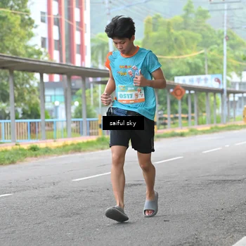 Runner Photo 8299241