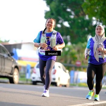 Runner Photo 8299252