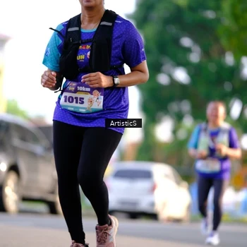 Runner Photo 8299258
