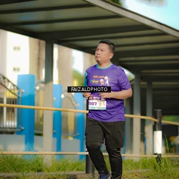 Runner Photo 8299261