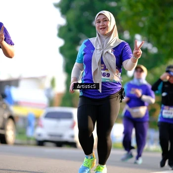 Runner Photo 8299264
