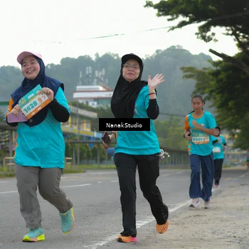 Runner Photo 8299274