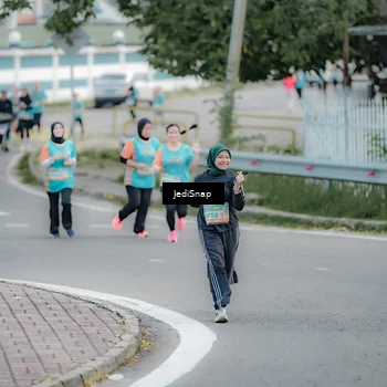 Runner Photo 8299284