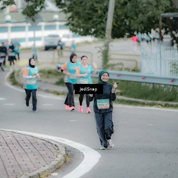 Runner Photo 8299289