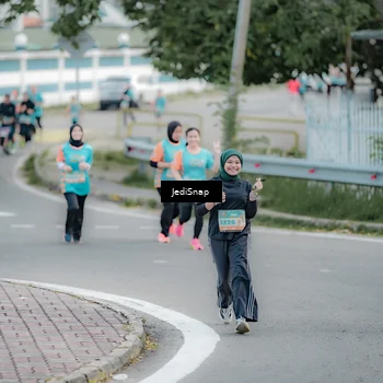 Runner Photo 8299297