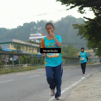 Runner Photo 8299337