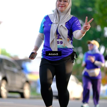 Runner Photo 8299341