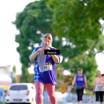 Runner Photo 8299354