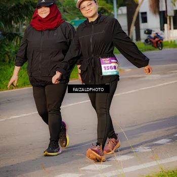 Runner Photo 8299359