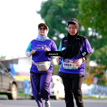 Runner Photo 8299371
