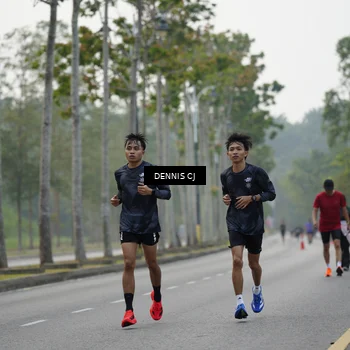Runner Photo 8299390