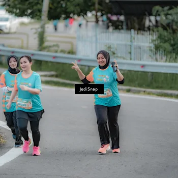 Runner Photo 8299393