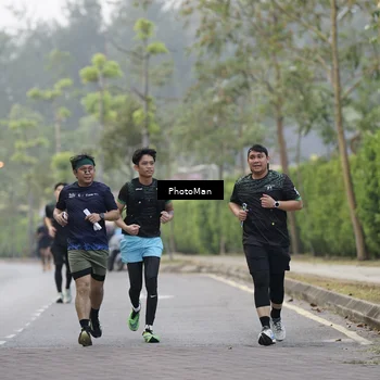 Runner Photo 8299397
