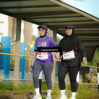 Runner Photo 8299399