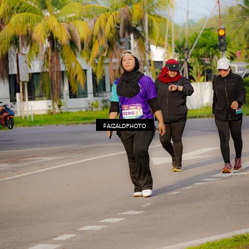 Runner Photo 8299411