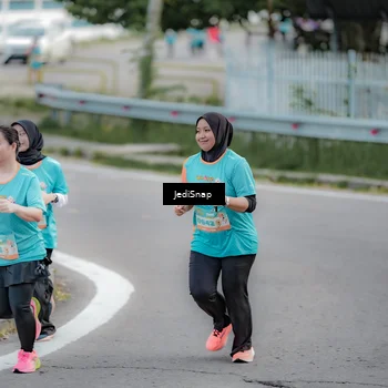 Runner Photo 8299412