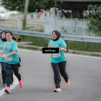 Runner Photo 8299420