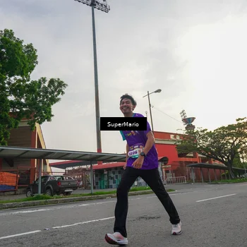 Runner Photo 8299442