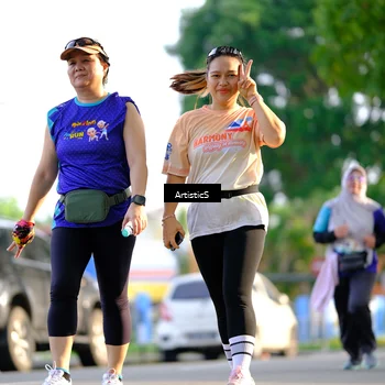 Runner Photo 8299452