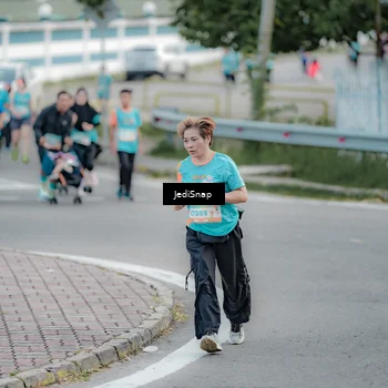 Runner Photo 8299459