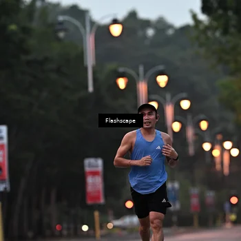 Runner Photo 8299460