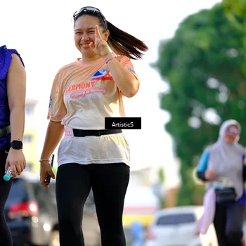 Runner Photo 8299498