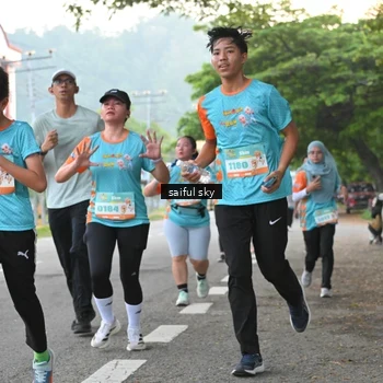 Runner Photo 8299516