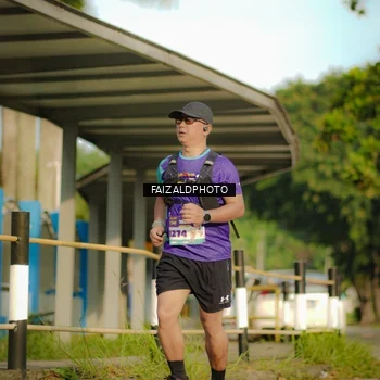 Runner Photo 8299551