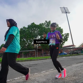 Runner Photo 8299567